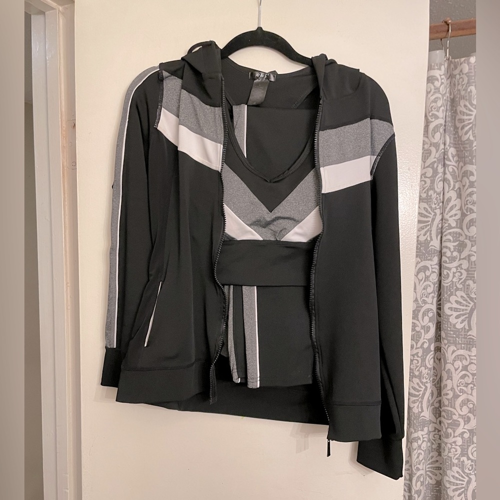 Tracksuit set , black gray combo .brand new !!
